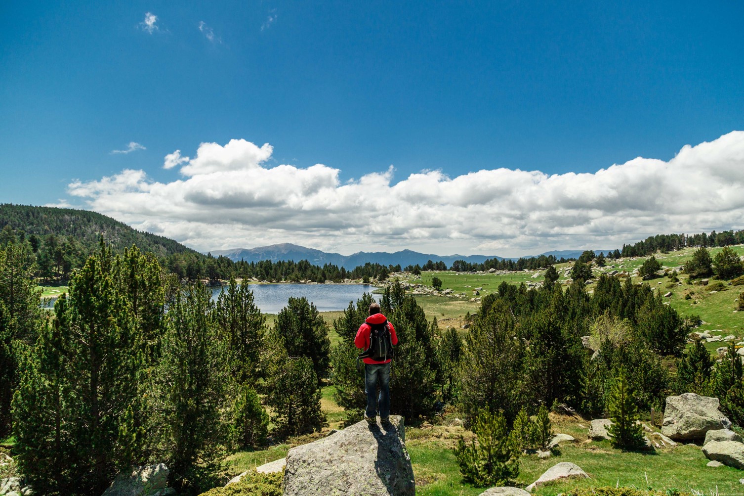 Twaalf nieuwe grensoverschrijdende routes tonen de Pyreneeën