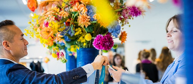 Blik achter de schermen