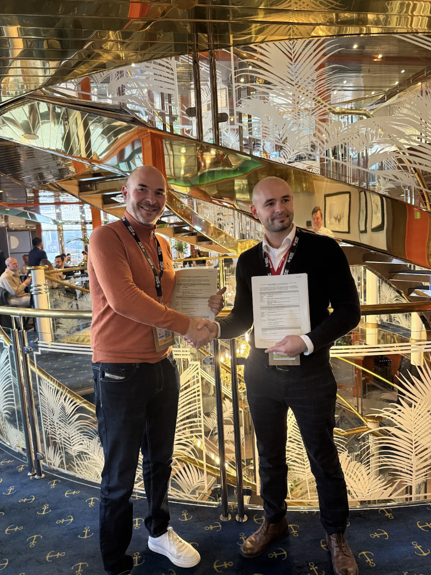 Samenwerking Holiday Extras en Corendon Airlines