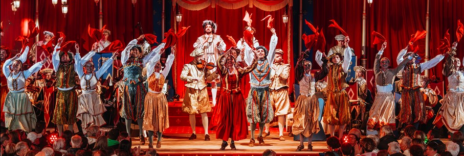 Puy du Fou: La Frairie de la Toussaint