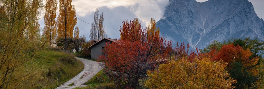 Herfstseizoen in de Pyreneeën