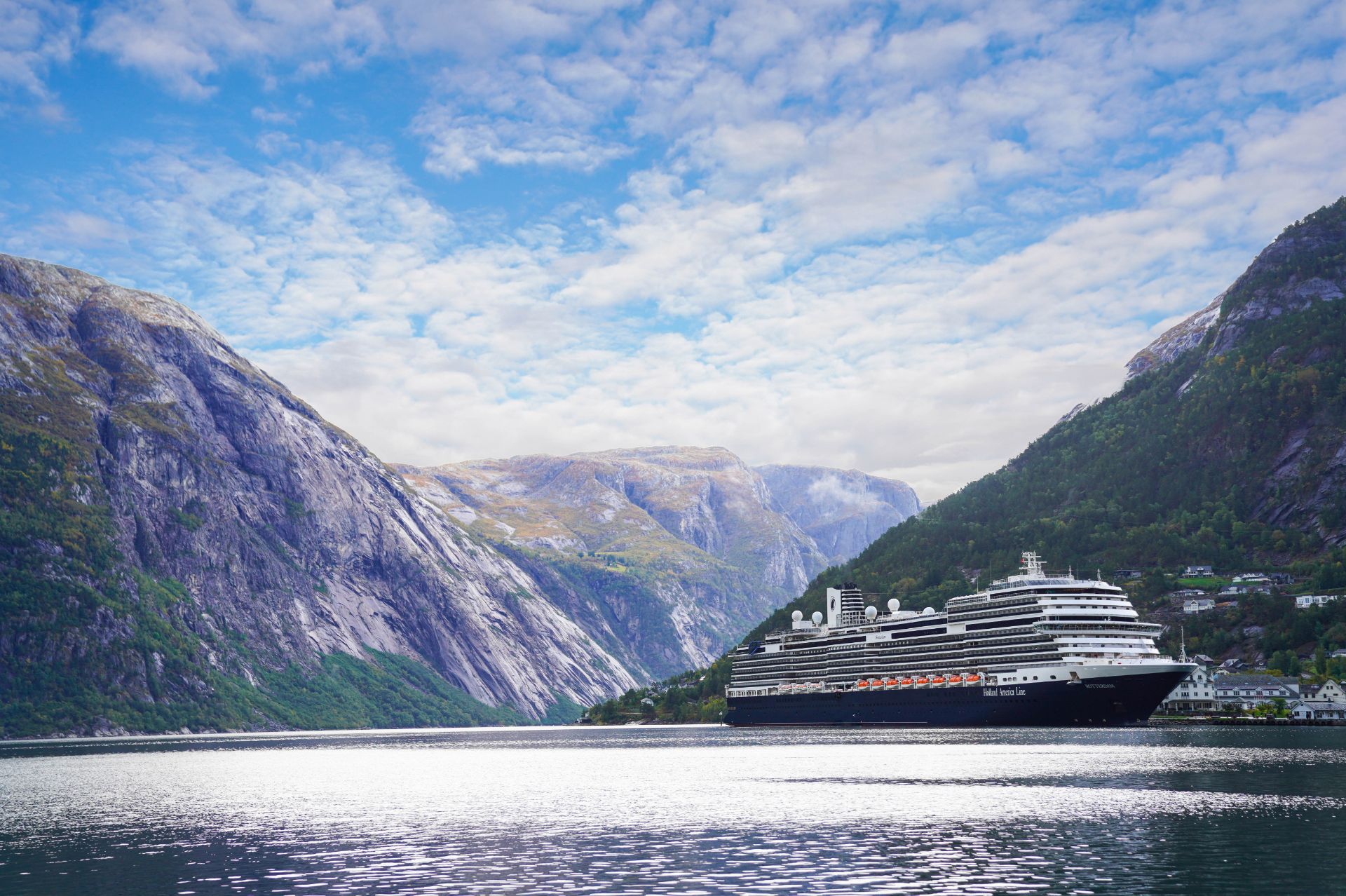 Thalassa Cruises stelt nieuwe brochure voor